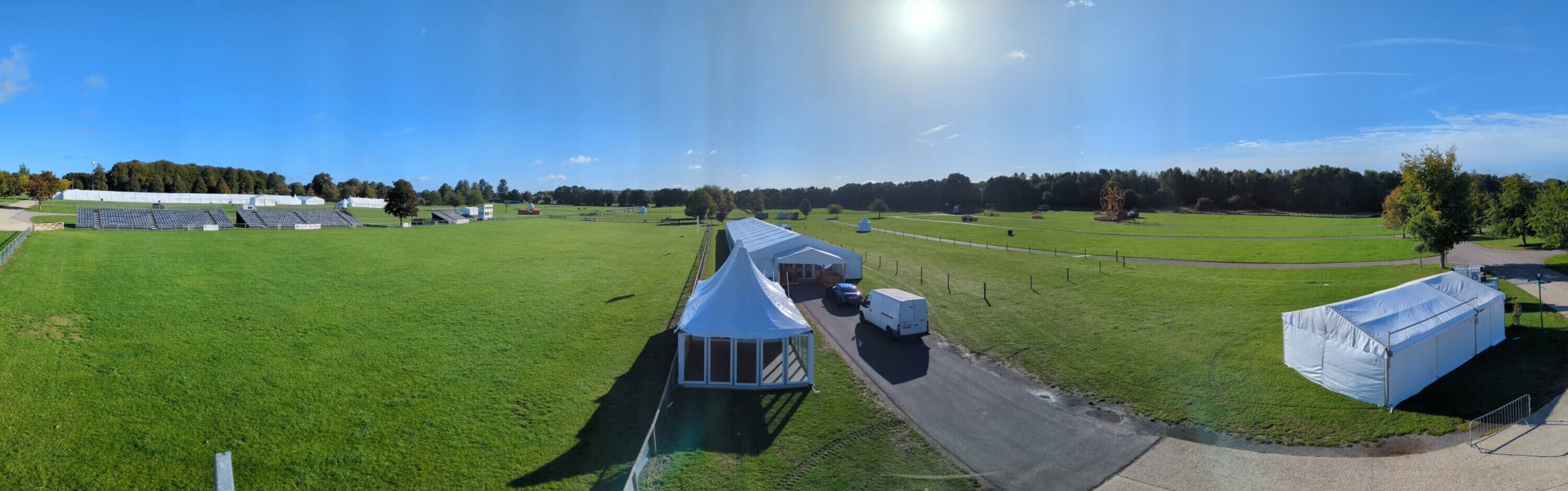 Newbury '25, Main ring pano