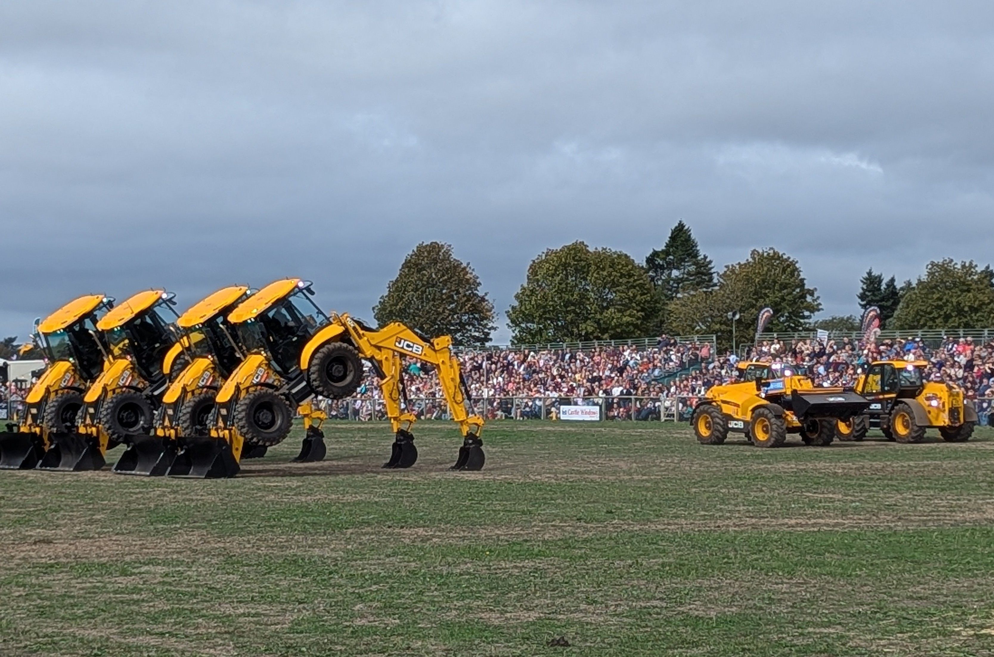 Dancing Diggers